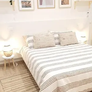 Blanc - Monolocali Indipendenti Con Cucina E Bagno Privato - Check-in E Check-out Con Codice In Autonomia H24 - Terrazza In Comune Necessario Avere Wathsapp O App Di Messaggistica Istantanea Per Foto E Video Apartment