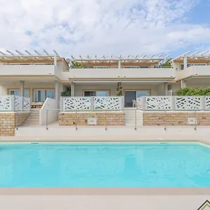 Aqualife Luxury Apartment